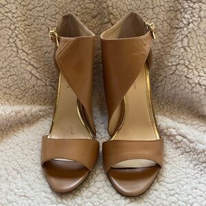 BCBGeneration RUIZE Heels Beige - Size 9